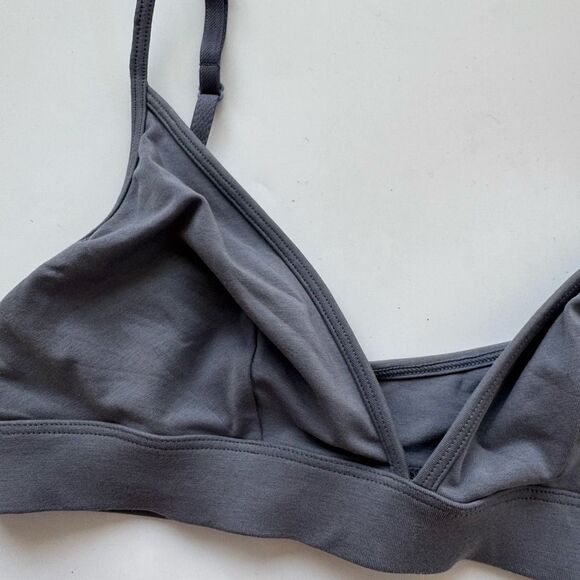 KOTN Organic Cotton Navy Blue Gray Comfort Bralette Women’s Size Small - Picture 2 of 5
